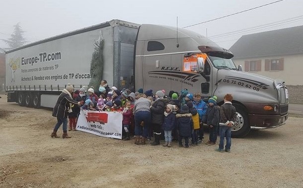 Les Camionneurs du Cœur et la S.A.R.L Rêve soutiennent le petit Ayden et sa famille