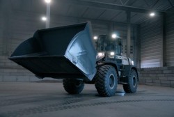 The Terex TL260 wheel loader full of …. chocolate !