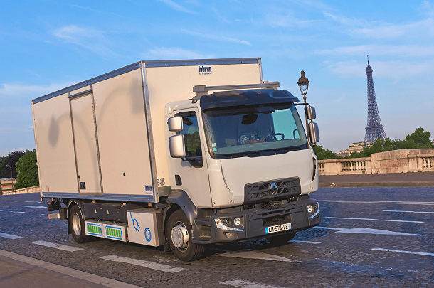 Un Renault Trucks D 100% électrique estactuellement en cours de test à Paris.