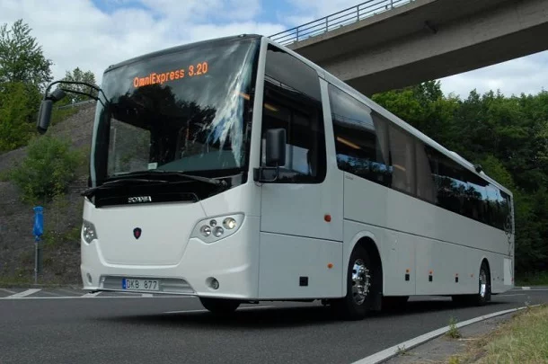 Le Scania OmniExpress 3.20 est le seulautocar au monde motorisé au gaz naturel.