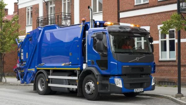 Une BOM Volvo FE fonctionnant au GNV.